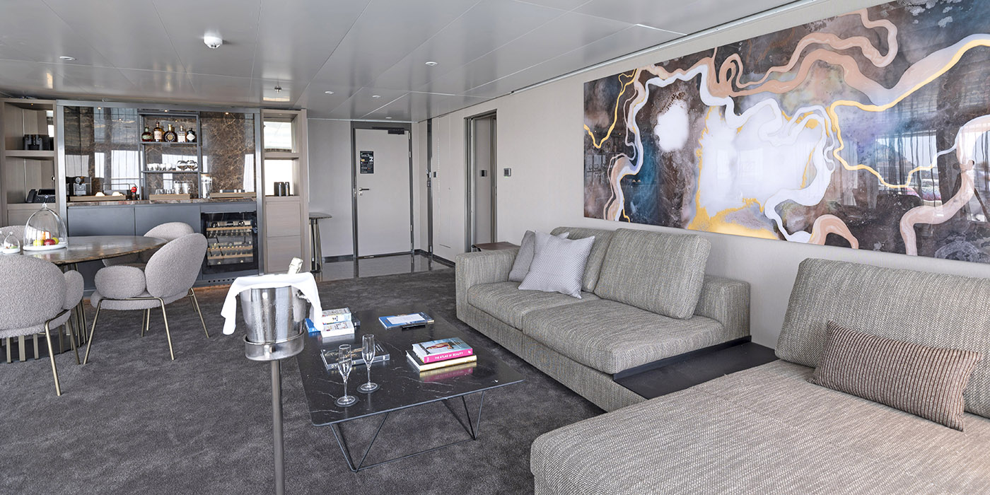 Owner’s Penthouse Suite Lounge, Scenic Eclipse II