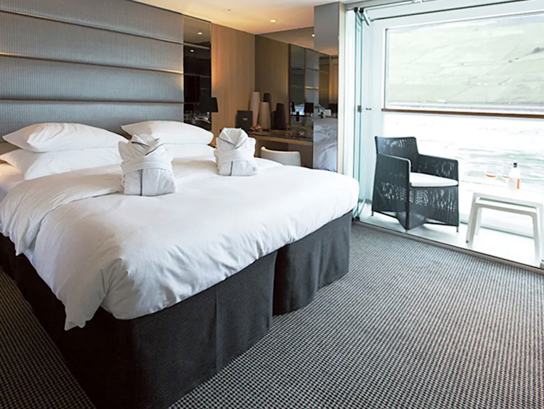 Scenic Jasper Deluxe Balcony Suite