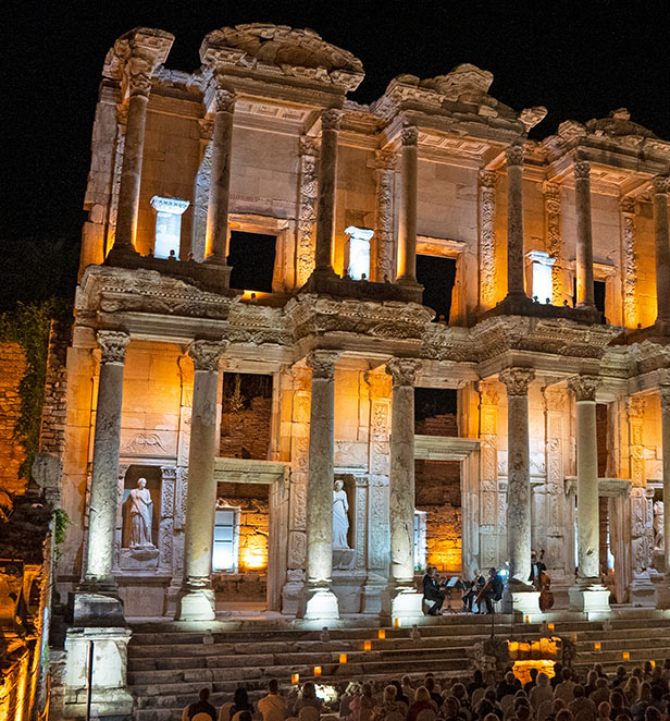 Scenic Ikon, Opera Experience