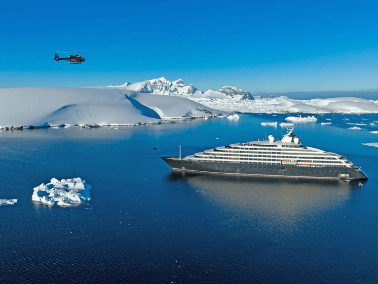 Scenic Eclipse at Fish Islands